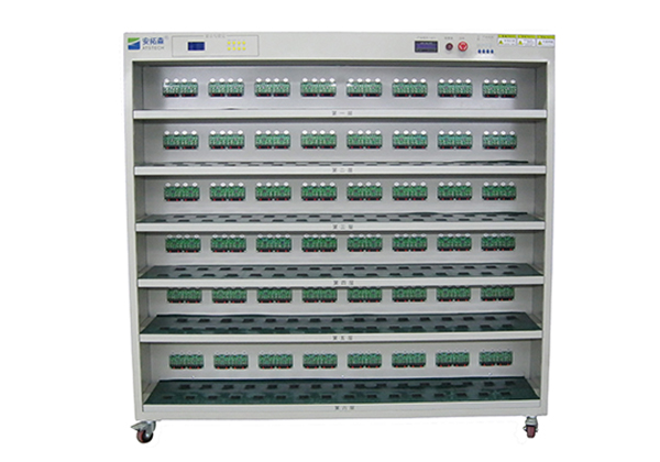 LED灯具老化架