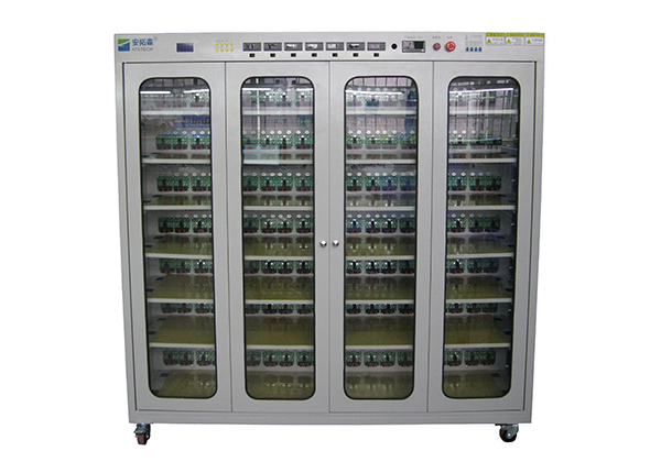 LED灯具老化架